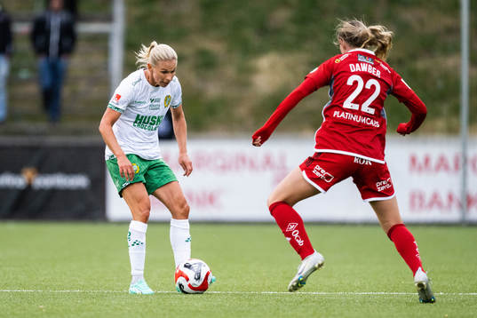 Hammarbys Jonna Andersson och IFK Norrköpings Chelsie
