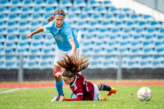 Malmö FFs Thelma Persson mot Spartas Rozalie Petrakova