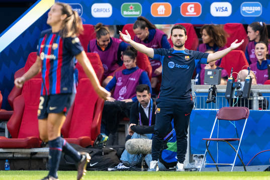 Head coach Jonatan Giráldez of Barcelona