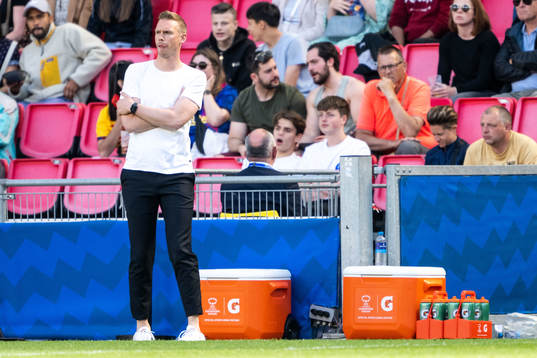 Head coach Tommy Stroot of Wolfsburg
