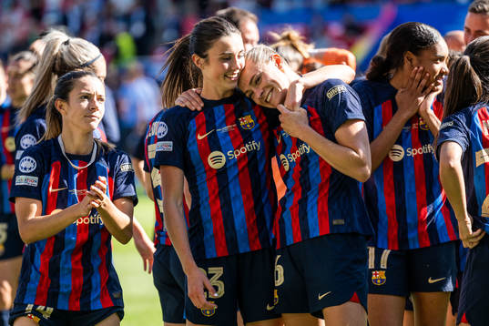 Ingrid Syrstad Engen and Fridolina Rolfö of Barcelona