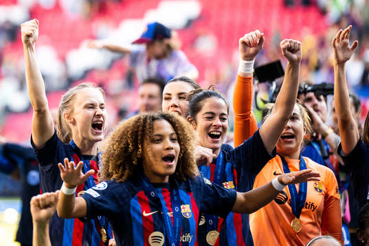 Caroline Graham Hansen  of Barcelona celebrates