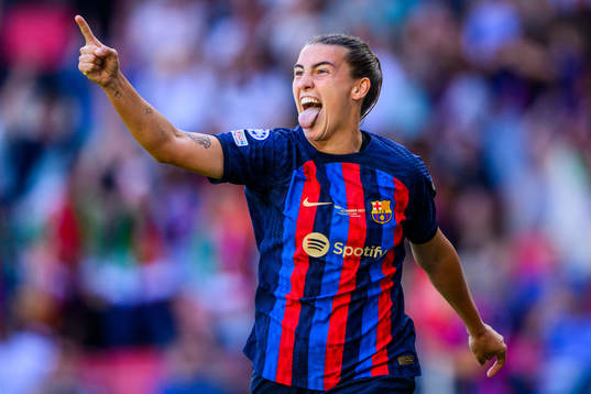 Patri Guijarro of Barcelona celebrates scoring 2-2