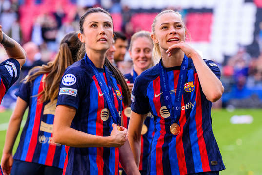 Ingrid Syrstad Engen and Fridolina Rolfö of Barcelona