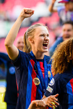 Caroline Graham Hansen of Barcelona celebrates