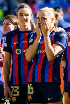Ingrid Syrstad Engen and Fridolina Rolfö of Barcelona