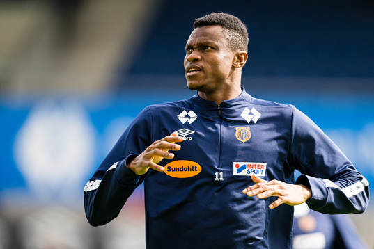 Ebiye Moses of Aalesund warms up