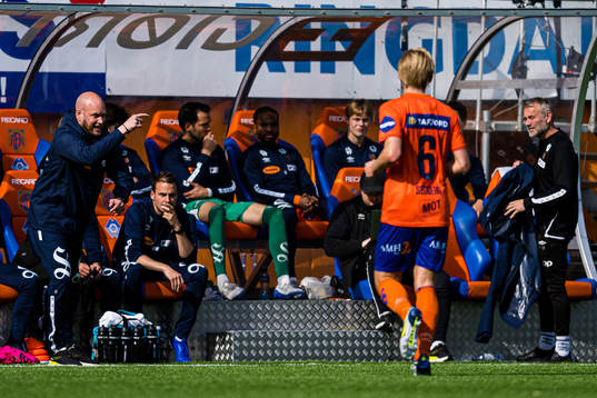 Marius Bøe, head coach of Aalesund, and Erlend Segberg of
