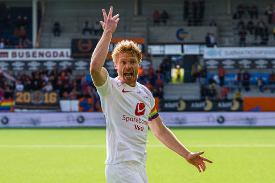Sivert Heltne Nilsen of Brann celebrates