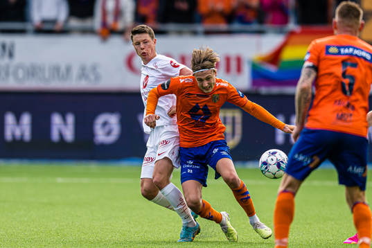 Mathias Rasmussen of Brann and Markus Karlsbakk of Aalesund