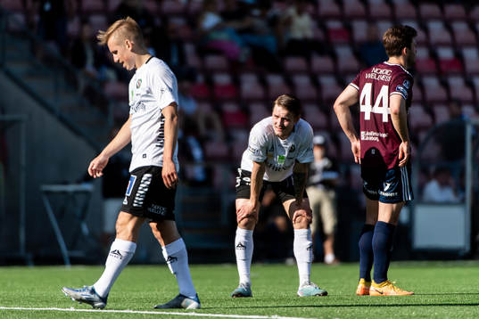 Örebros David Seger och Daniel Hultqvist deppar