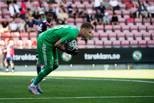 Gefles målvakt Robin Wallinder