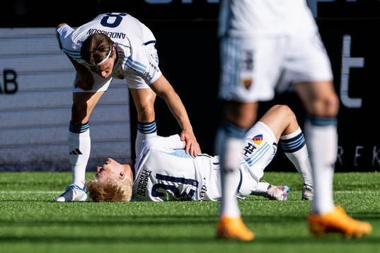 Djurgårdens Lucas Bergvall har ont