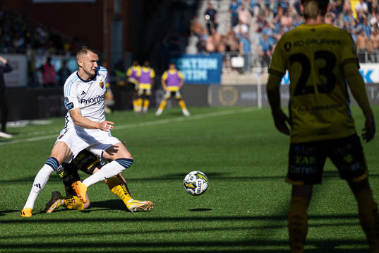 Djurgårdens Piotr Johansson