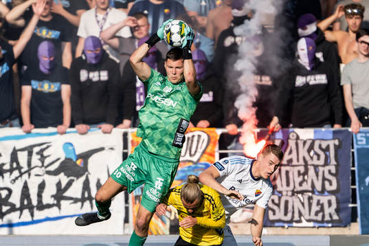 Elfsborgs målvakt Hakon Valdimarsson och Niklas Hult
