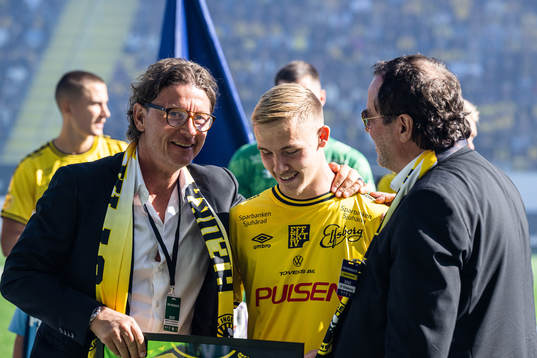 Elfsborgs Jacob Ondrejka avtackas
