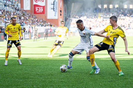 Djurgårdens Haris Radetinac och Elfsborgs Andre Ibsen