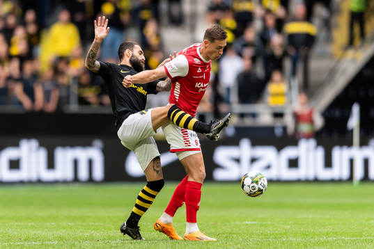 AIKs Jimmy Durmaz och Kalmars Mileta Rajovic