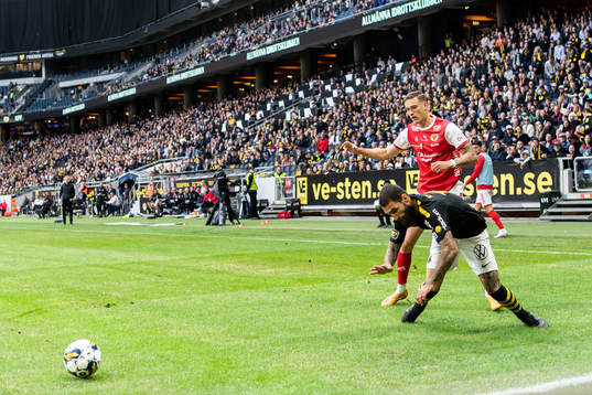 AIKs Jimmy Durmaz och Kalmars Mileta Rajovic