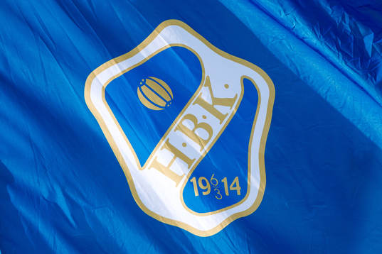 Halmstads logo på en flagga