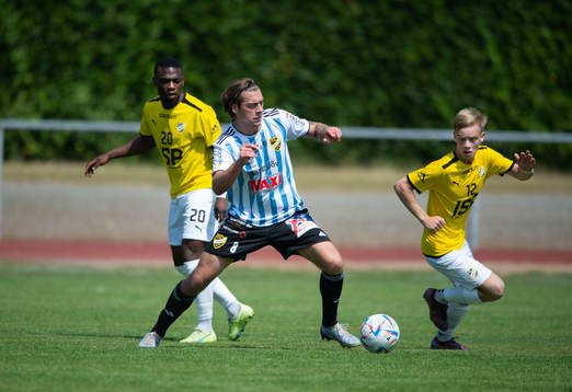 IFK Hässleholms Axel Winberg i matchen i division 2 mellan