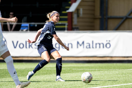 FC Rosengårds Olivia Schough gör 3-0 målet