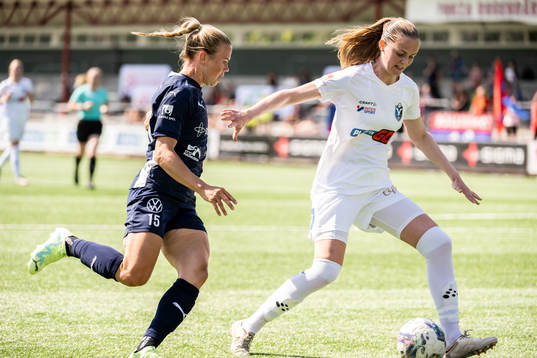 FC Rosengårds Jessica Wik och Växjö DFFs Maria Møller