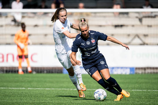 Växjö DFFs Elin Nilsson och FC Rosengårds Gudrun