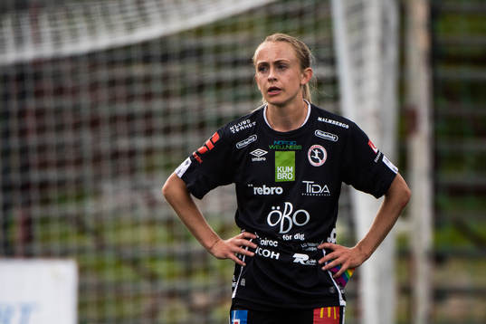 Örebros Michaela Kovacs deppar