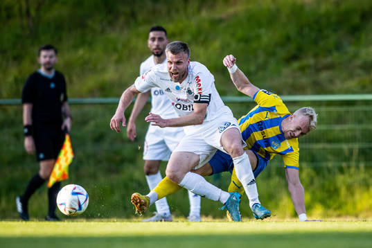 Ängelholms Robin Nilsson och Eskilsminne IFs Robin Wendin