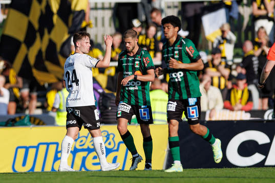 Häckens Lars Olden Larsen och Varbergs Oliver Alfonsi