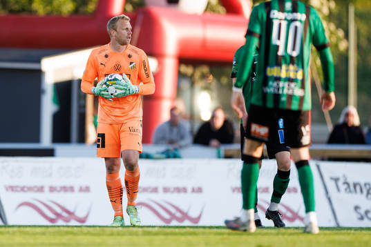 Häckens målvakt Peter Abrahamsson