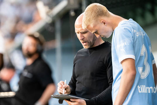 Malmö FFs tränare Henrik Rydström och Daniel Gudjohnsen