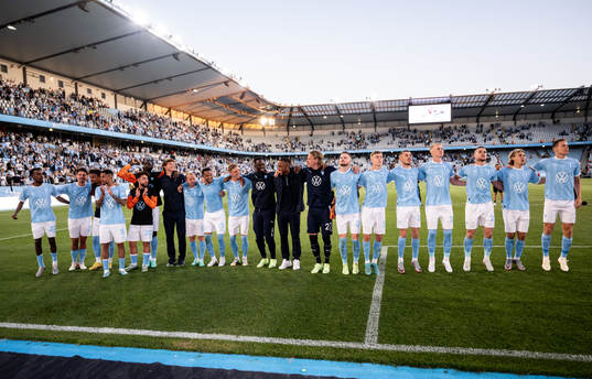 Malmö FFs spelare jublar