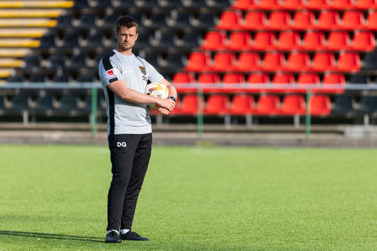 Brommapojkarnas tränare Daniel Gunnars
