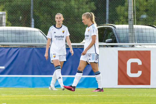 Djurgårdens Kamilla Lilhammer Karlsen och Matilda Plan