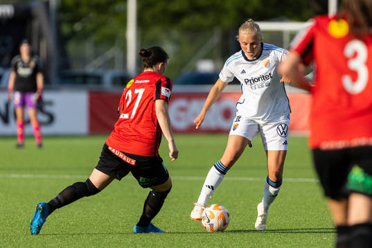 Djurgårdens Stinalisa Johansson och Brommapojkarnas Frida