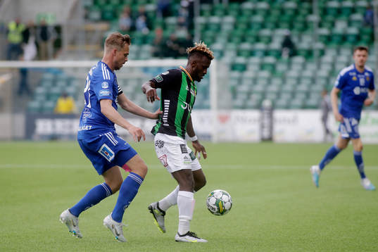GAIS Richard Emeka Friday och GIF Sundsvalls Pontus Engblom