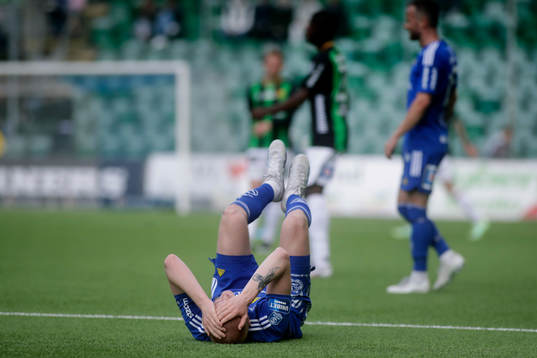 GIF Sundsvalls Lucas Forsberg deppar
