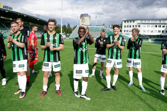 GAIS spelare jublar