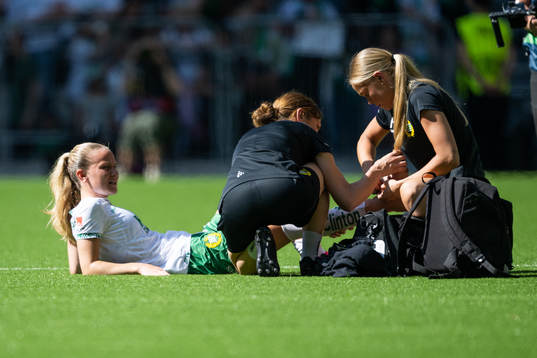 Hammarbys Matilda Vinberg har ont