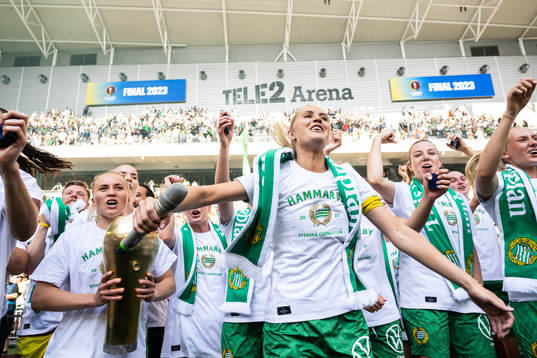 Hammarbys Alice Carlsson jublar