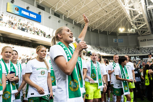 Hammarbys Alice Carlsson jublar