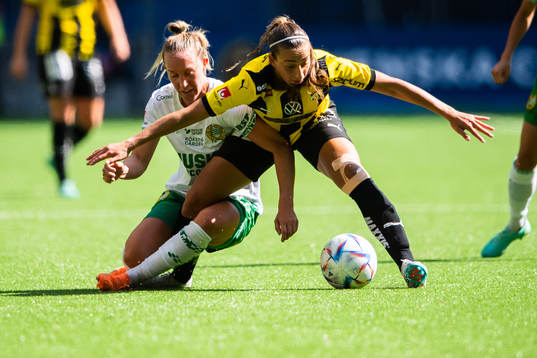 Hammarbys Julia Roddar och Häckens Rusul Rosa Kafaji