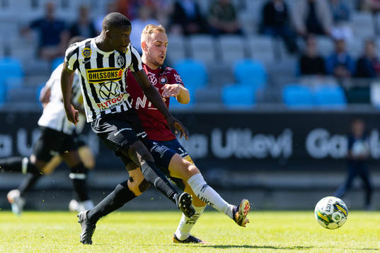 Landskronas Ousmane Diawara och Örgrytes Amel Mujanic
