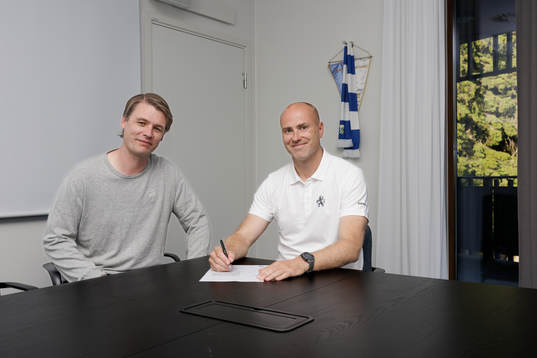 IFK Göteborgs tekniska direktör Ola Larsson poserar