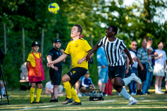 Västra Ingelstads Jesper Stjärna mot Landskronas Xavier