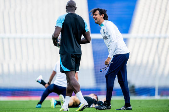 Romelu Lukaku of Inter and Simone Inzaghi, head coach of