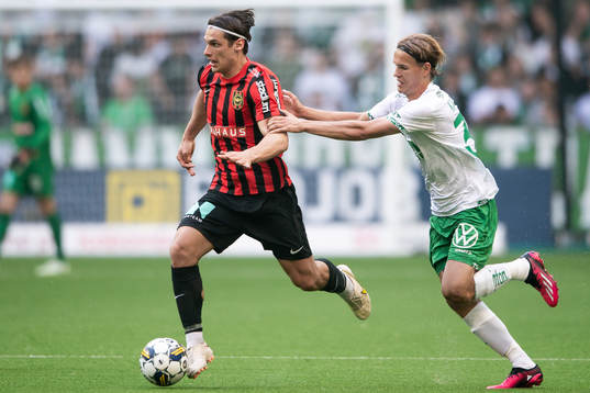 Brommapojkarnas Kevin Ackermann och Hammarbys Markus