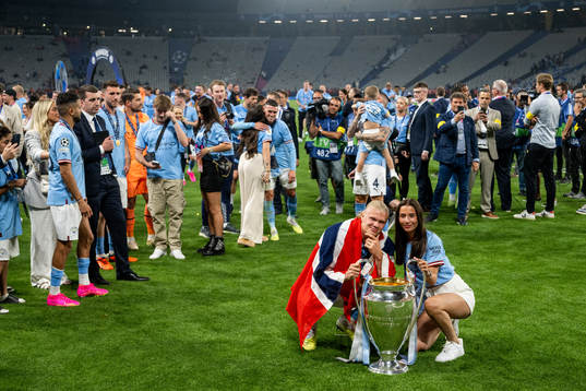 Erling Braut Haaland of Manchester City and Isabel Haugseng